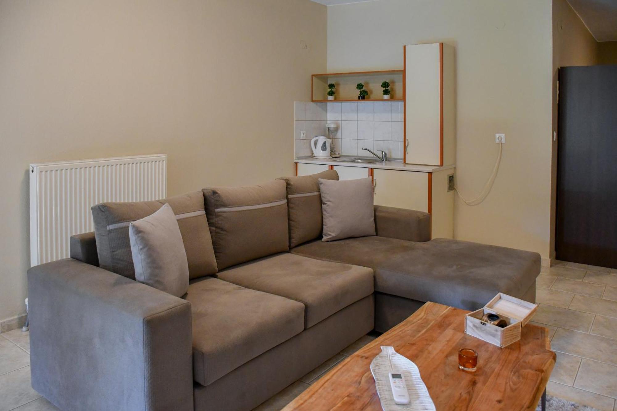 Toula Rooms Ángistron 외부 사진